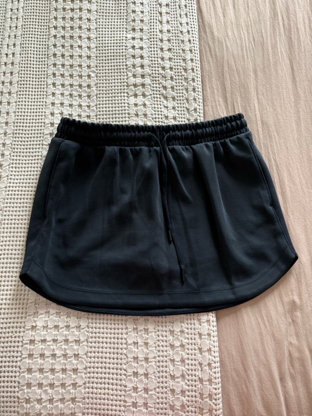 NEW all in motion Black Women’s Airy Sleek Active Skort Size M